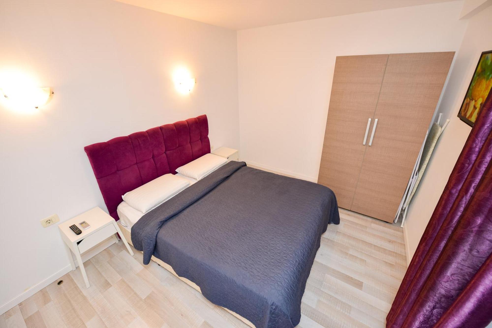 Bucharest Last Minute Accommodation Екстер'єр фото